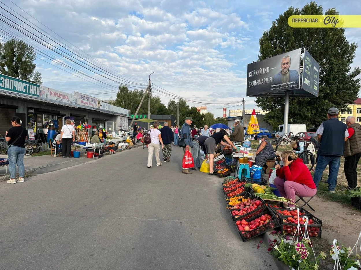 На базарі у Переяславі яйця подорожчали до 80 гривень за десяток