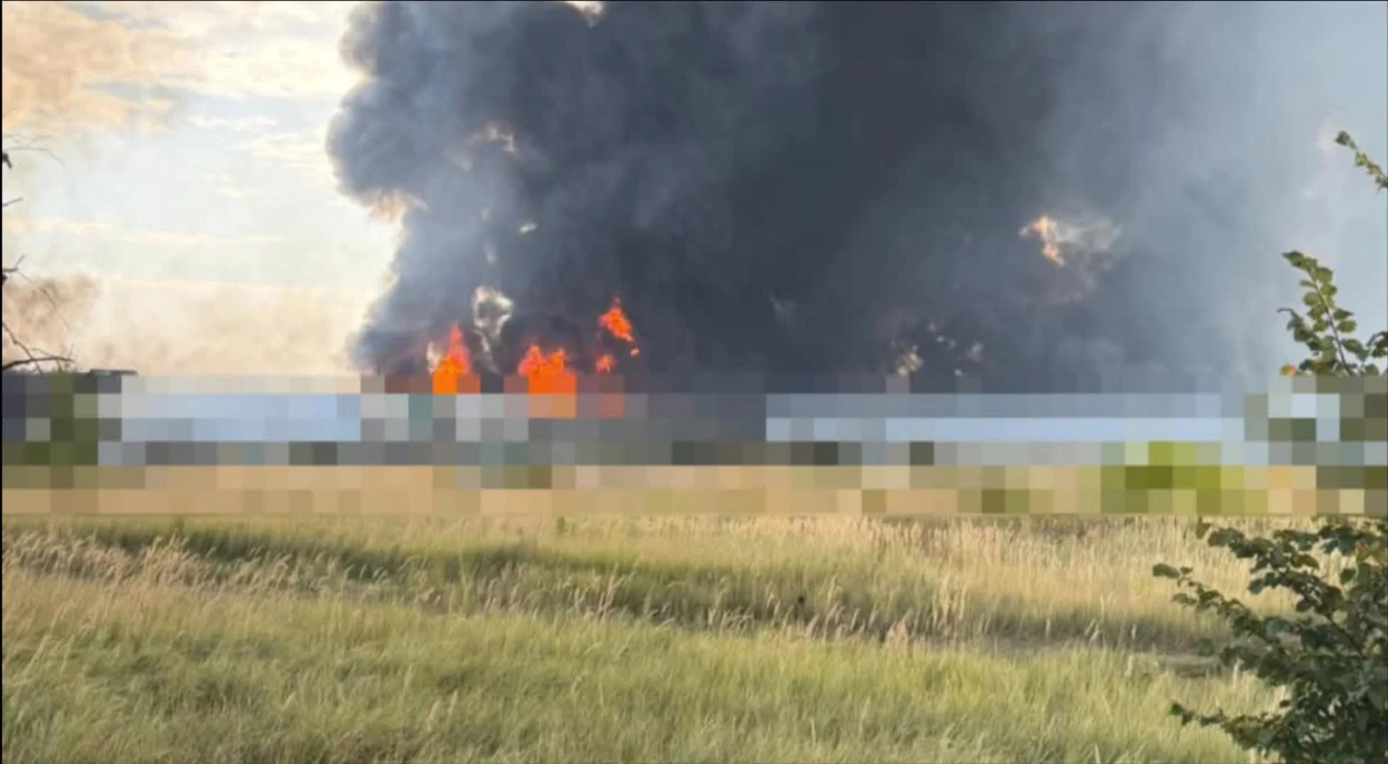 На Бориспільщині внаслідок атаки травмовано людей, горять склади, зруйновані будинки