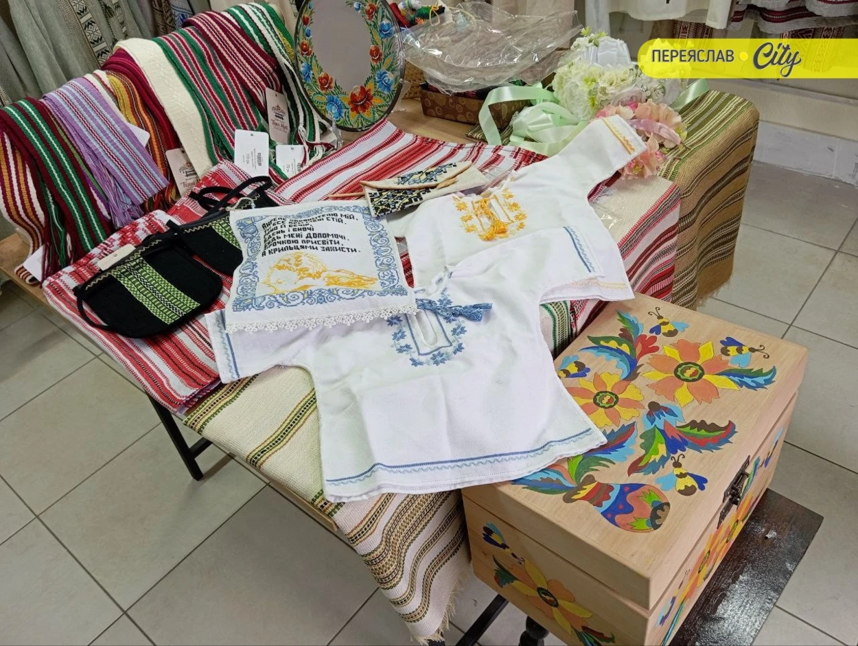 У Переяславі відкрилася майстерня «Ткані мрії», де пропонують вбрання в етностилі та майстер-класи