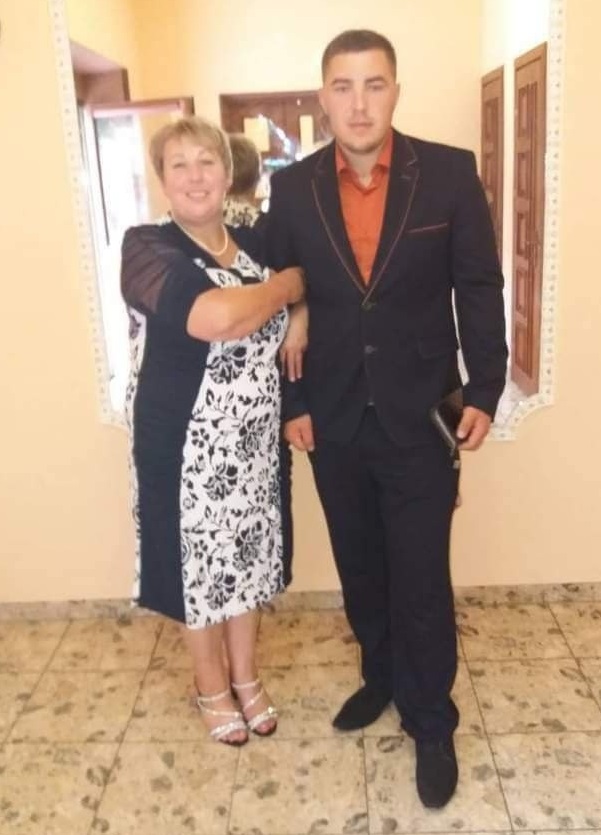 Лариса Шаповал із сином Романом 