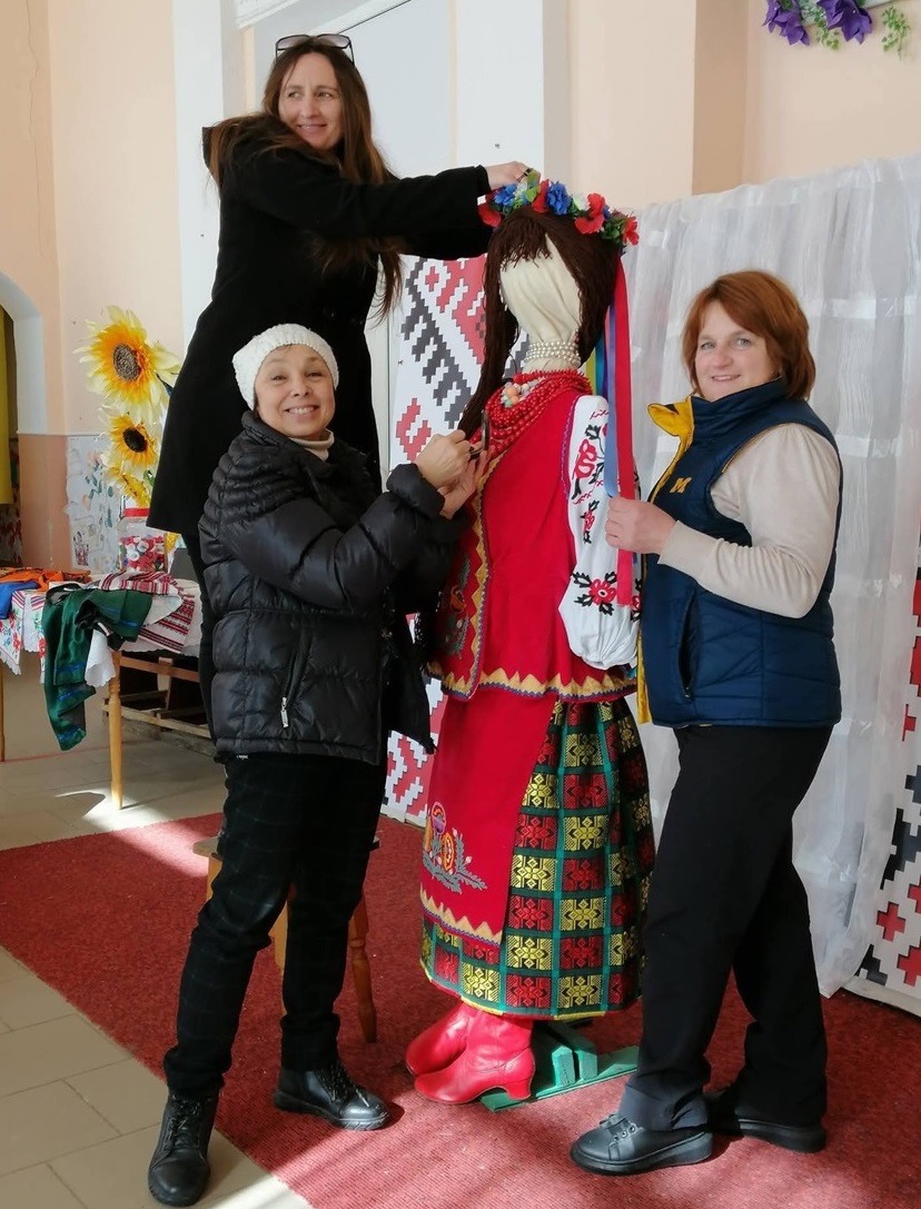 У Ковалинському будинку культури створилася дружна волонтерська команда підтримки і взаємодопомоги 