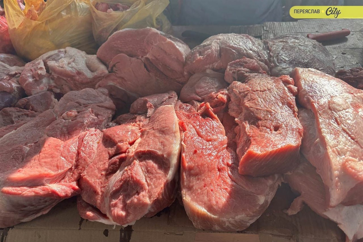 У Переяславі на базарі на 50 гривень подорожчав свинячий ошийок