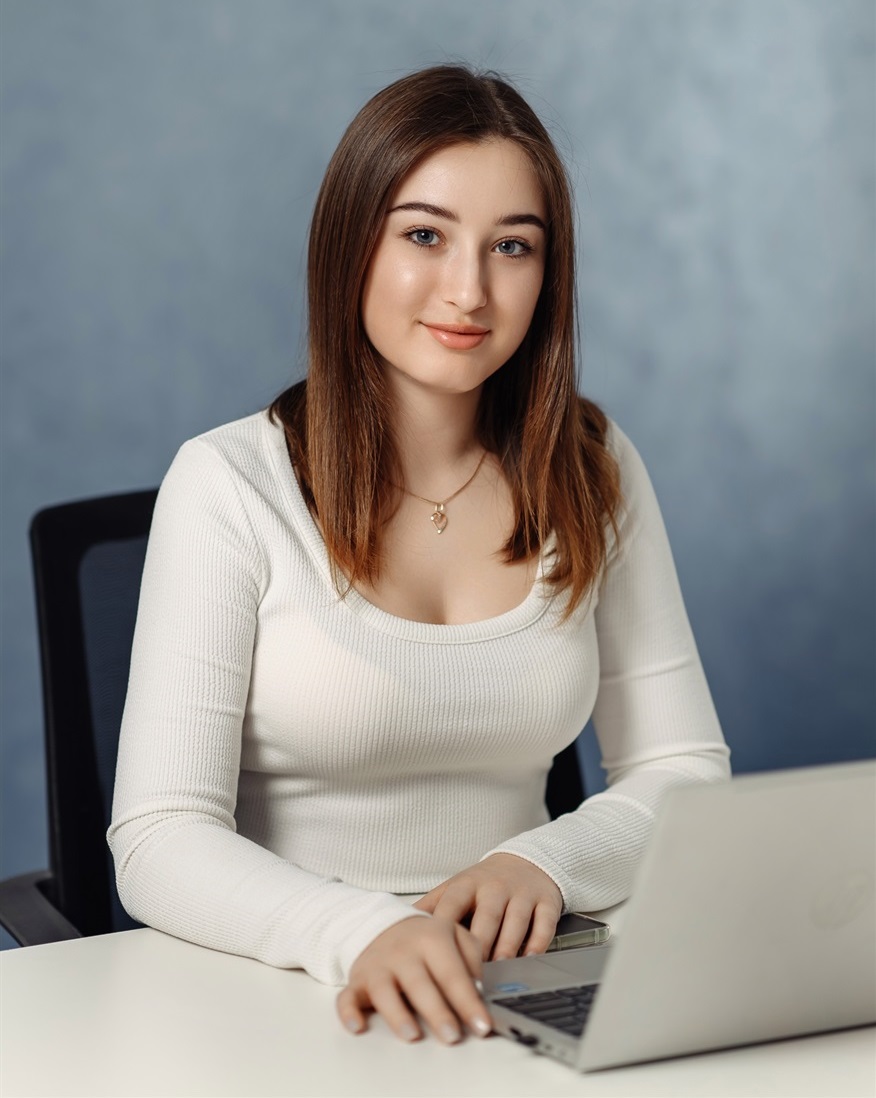 Дарія Комар
