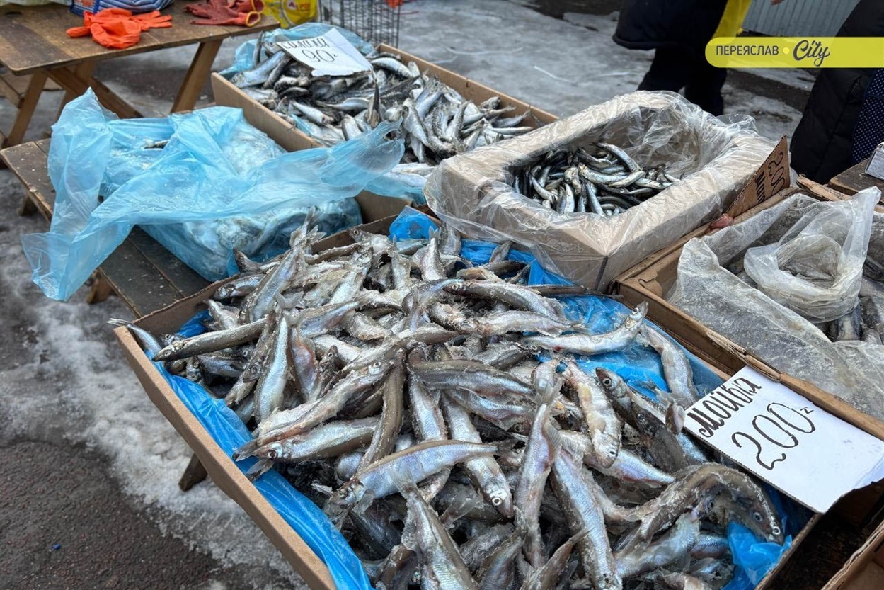 На базарі у Переяславі розкупили сало та здір, які довше зберігаються без холодильника