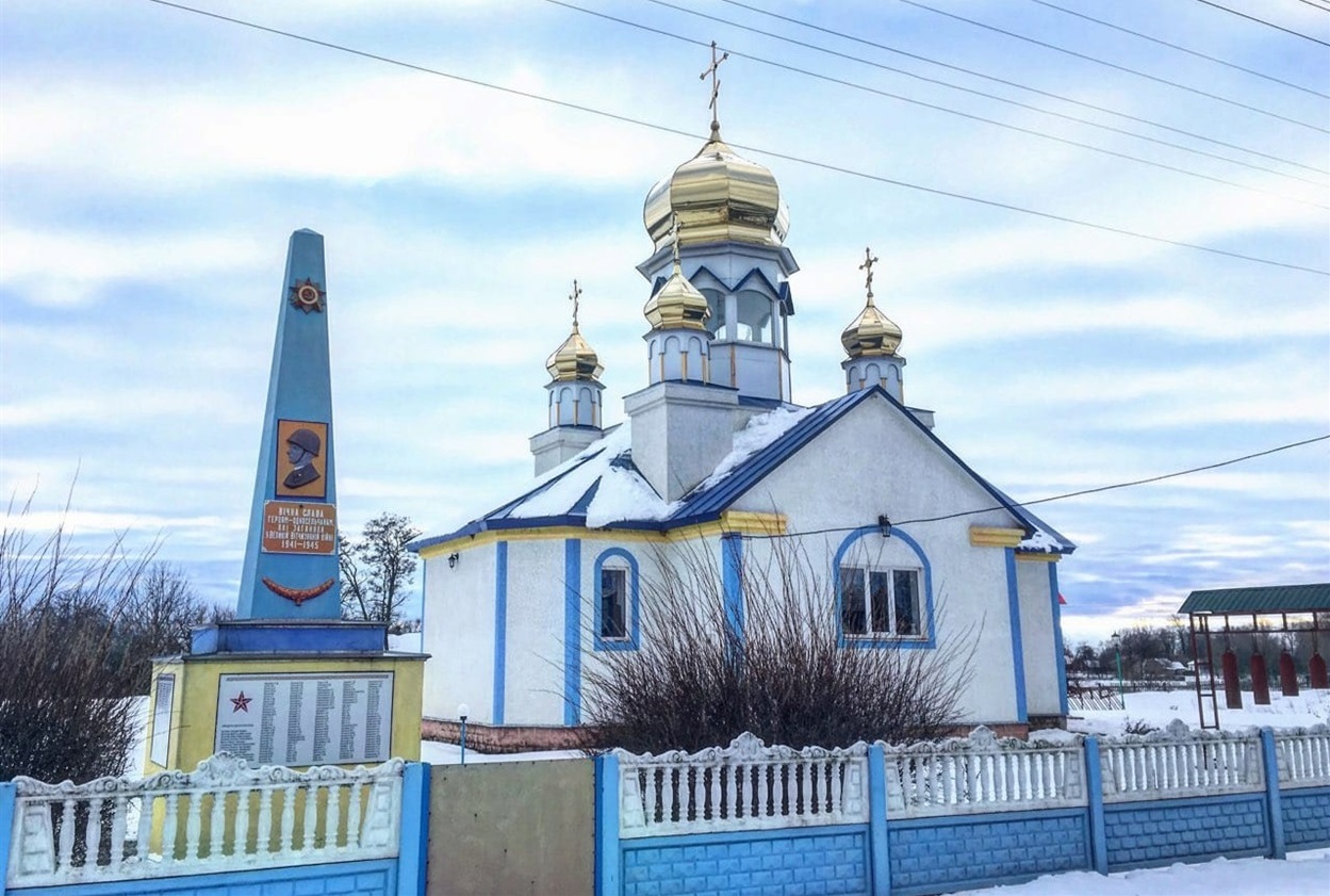 Храм у селі Помоклі Ташанської громади