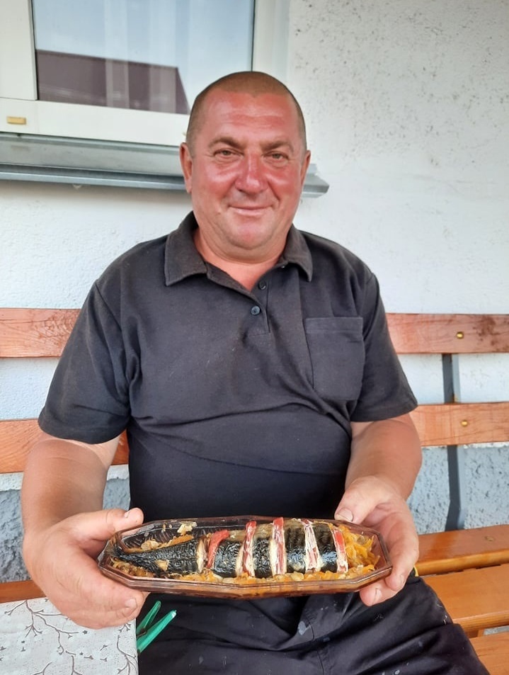 Сергій Бондаренко: "Цю скумбрію приготувала моя донька Катерина Степанчук"
