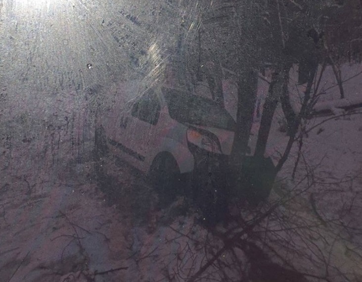 На Переяславщині сталися дві ДТП – автомобілі злетіли в кювет: хроніка поліції