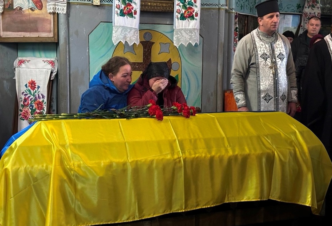 Переяславщина попрощалася з Героєм Миколою Захарченком