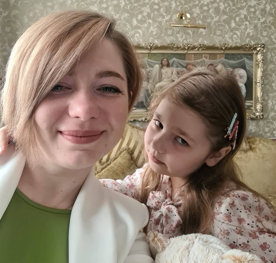 Аліна Бурчик з донькою Таєю