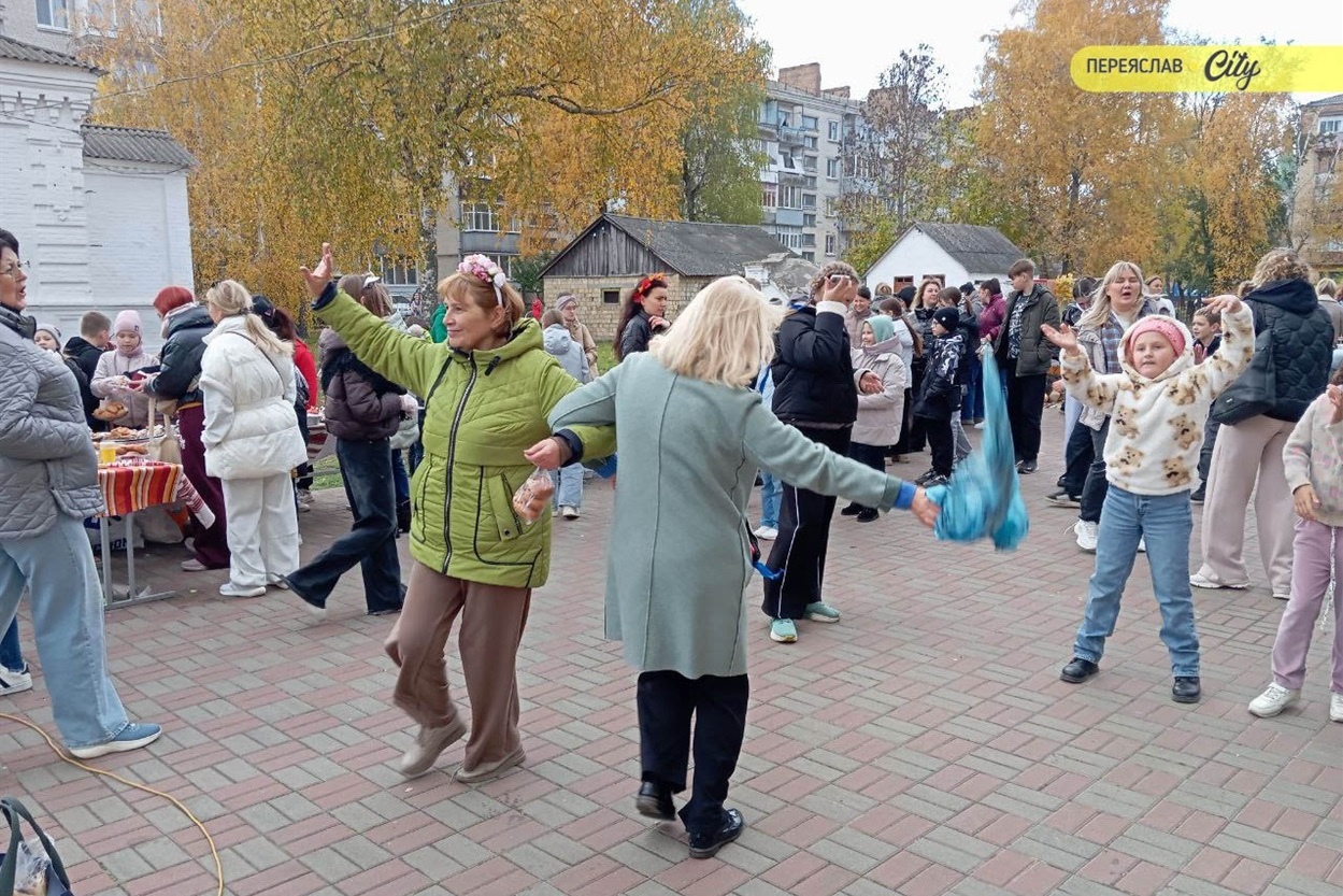 Майже 70 тисяч гривень на підтримку ЗСУ зібрали на ярмарку в Переяславській школі №1