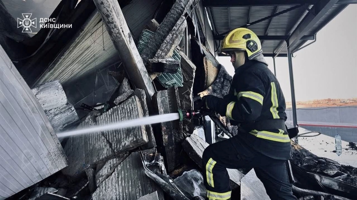 Пожежа на складі у селі Погреби