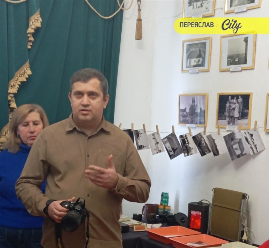 У Переяславі відкрили іменну виставку колишнього фотографа заповідника Володимира Воловика