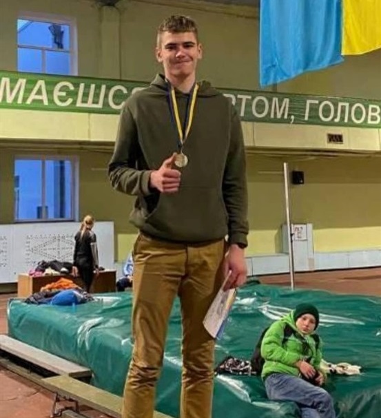 Ярослав Черниш (18 років), легкоатлет-вихованець Переяславської ДЮСШ