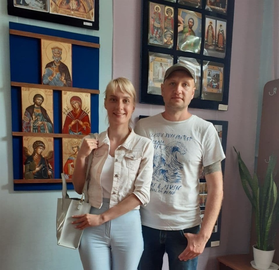 Іконописець Олександр Задорожній представив на виставці свої роботи