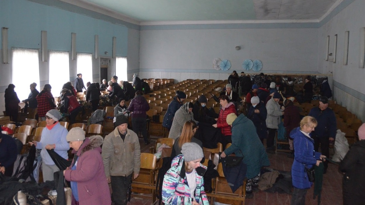 У перші дні війни плести сітки приходило близько сотні людей