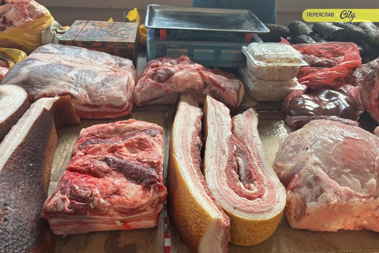 У Переяславі на базарі на 50 гривень подорожчав свинячий ошийок