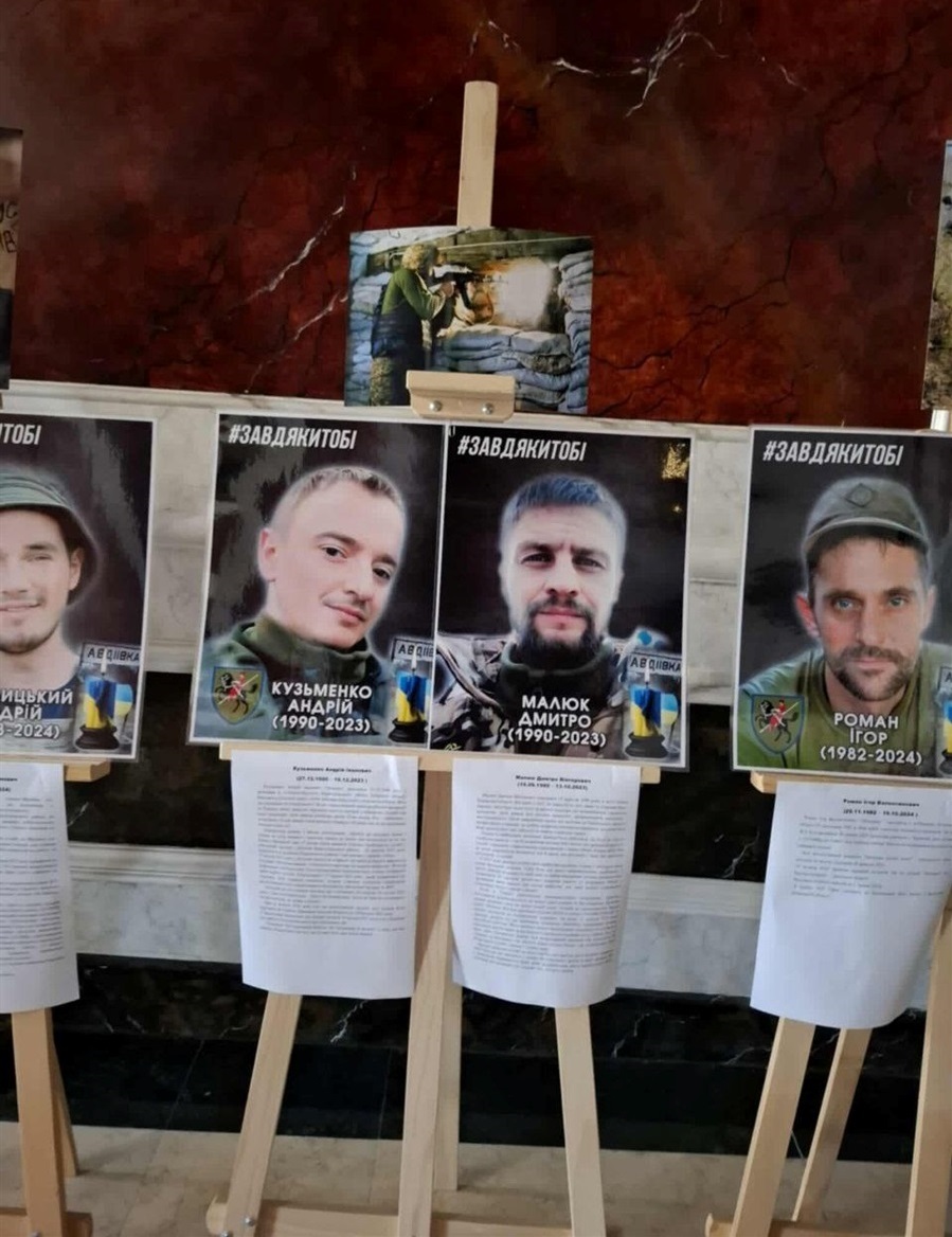 Виставка "Нескорені. Непереможні. 110 ОМБр"