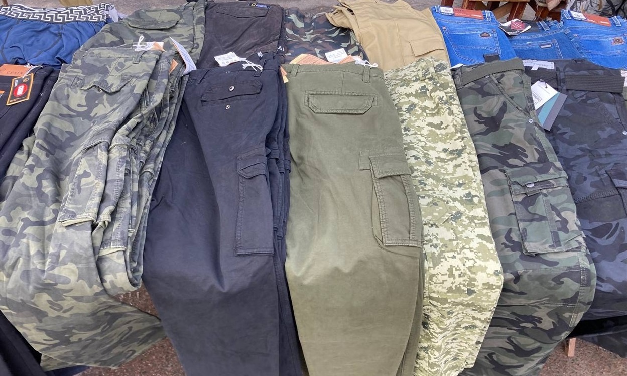 Камуфляжні штани коштують від 500 до 800 гривень