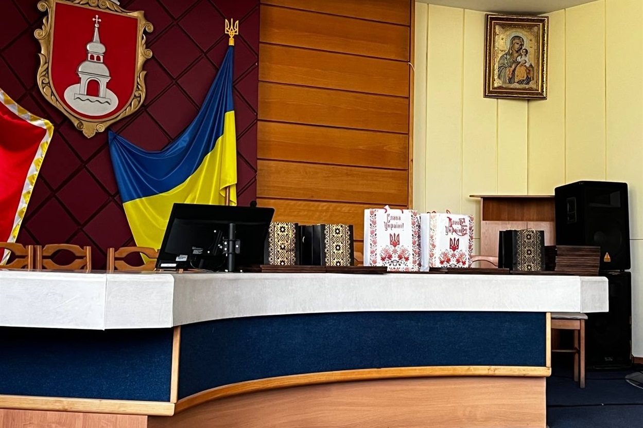 З нагоди Дня Конституції жителям Переяславської громади вручили почесні подяки. 27.06. 2025 р. 