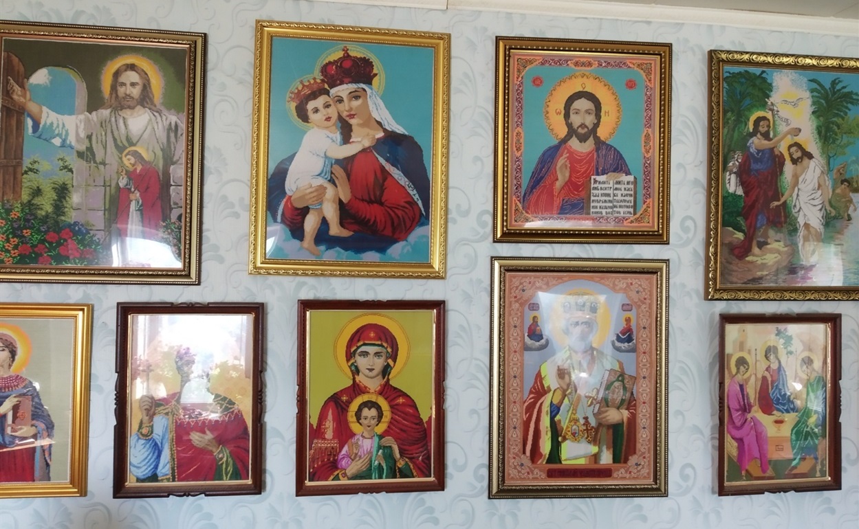 Марія Репа захоплюється вишивкою – має колекцію своїх робіт 