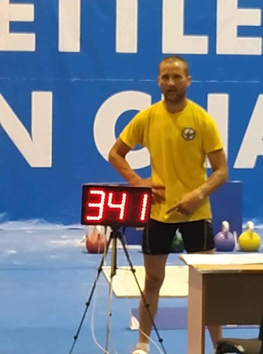 Володимир Яковченко переміг у своїй ваговій категорії
