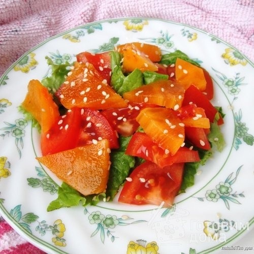 Салат з хурмою