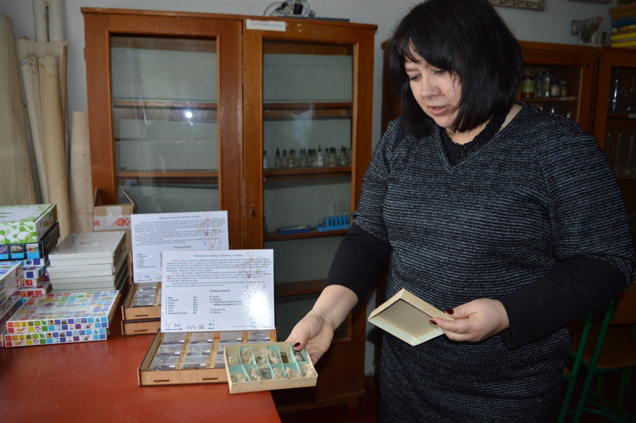 Оксана Ющенко показує стару й нову наочність