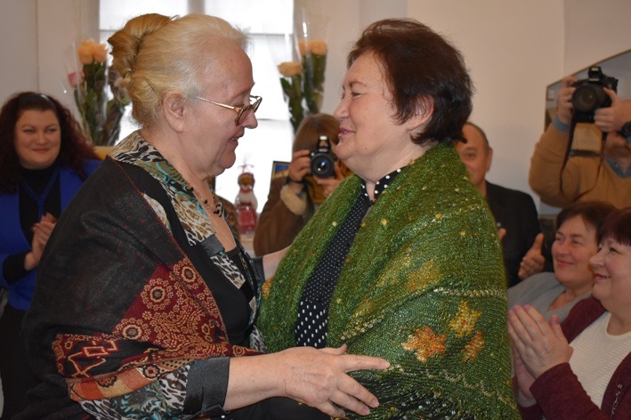Валентина Нікітіна (праворуч) та Лариса Годліна давно дружять