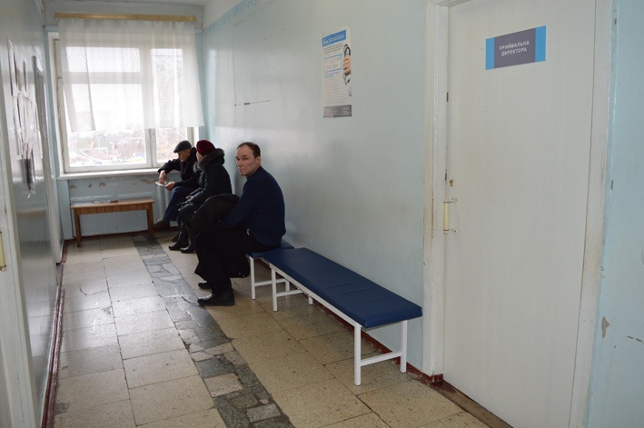 У Центрі первинної допомоги почали оновлювати меблі і для пацієнтів