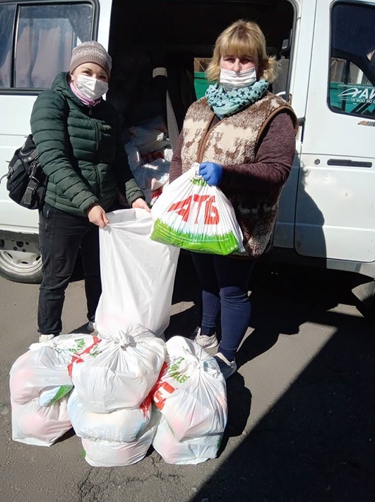 Продукти передавали, дотримуючись вимог безпеки