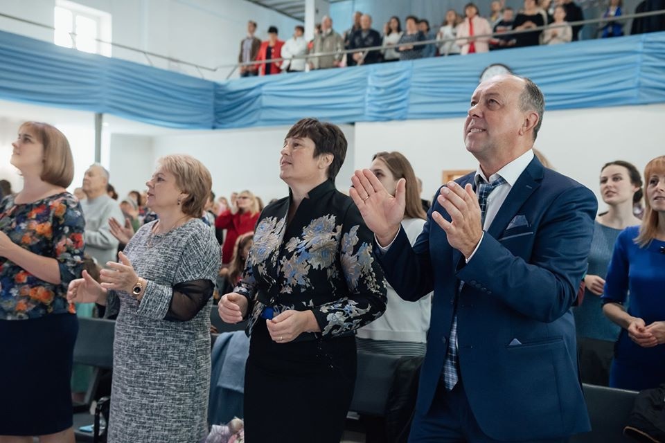 Велелюдні зібрання у "Небесній країні" до карантину