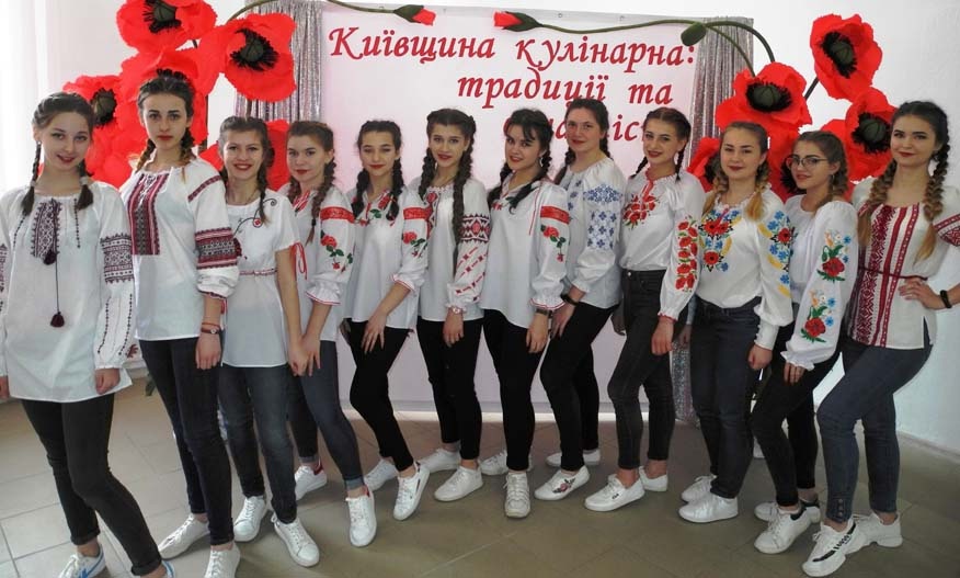 Молодь центру – постійні учасники багатьох творчих заходів 