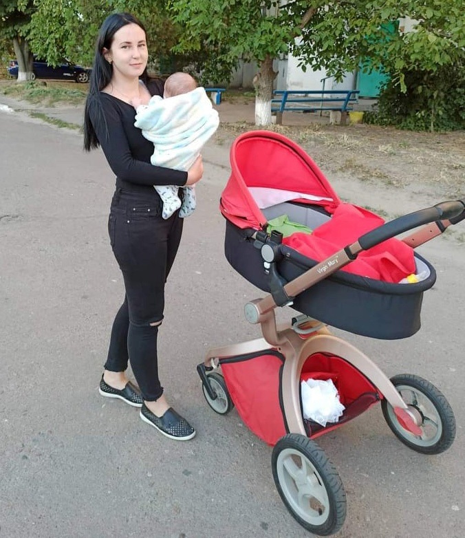 Анна Зражевська з синочком 