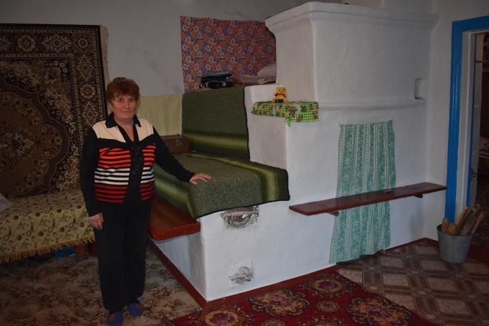Марія Сабадаха: "Хату білимо щороку, й тому піч біленька"