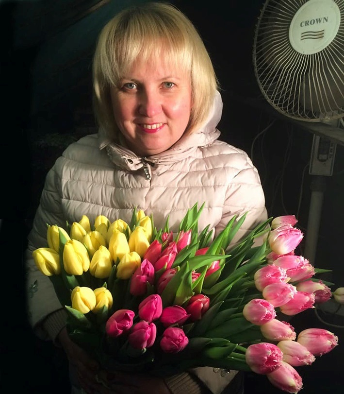 Надія Ставицька вирощує тюльпани 17 кольорів