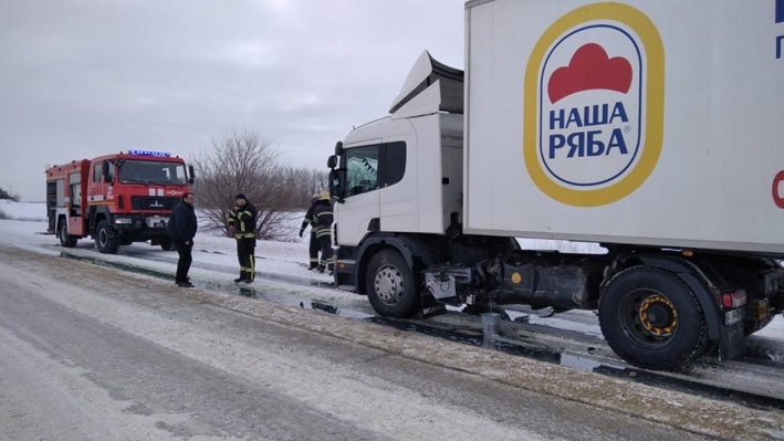 Вантажівка Scania належить ТМ "Наша Ряба"