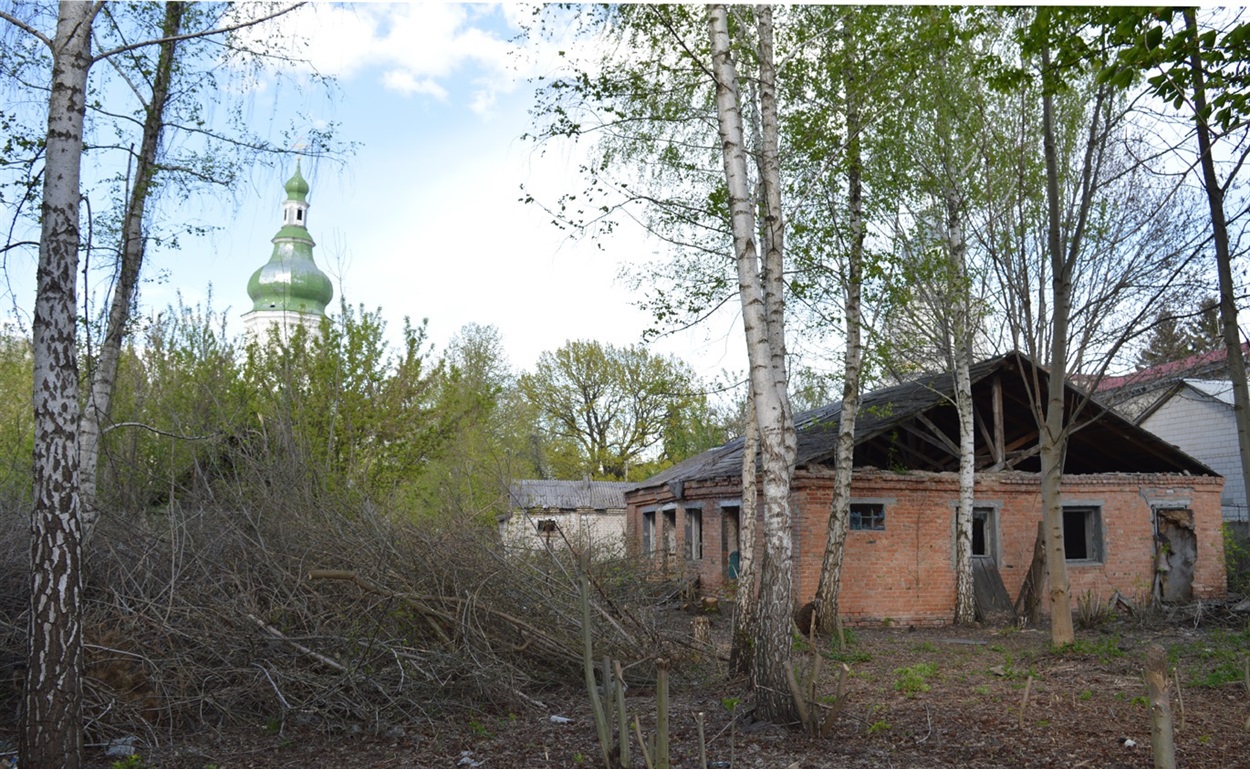 військове містечко
