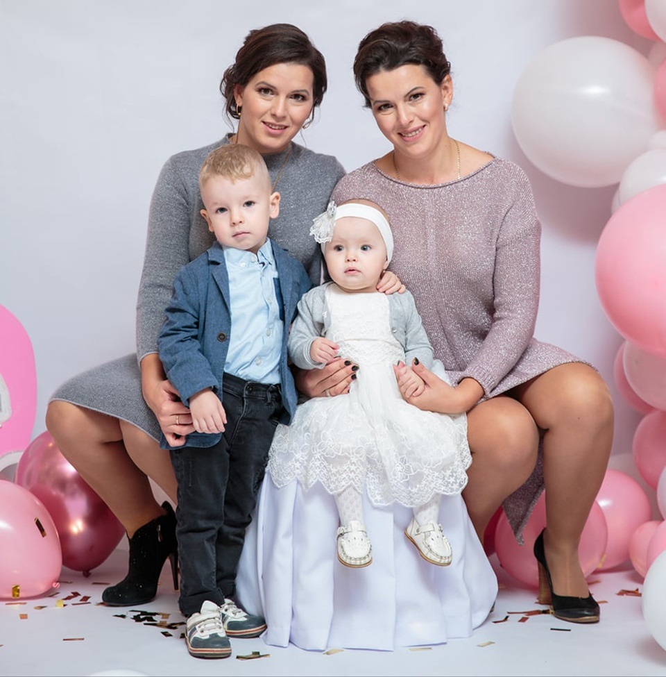 сестри-близнючки живуть разом 31 рік