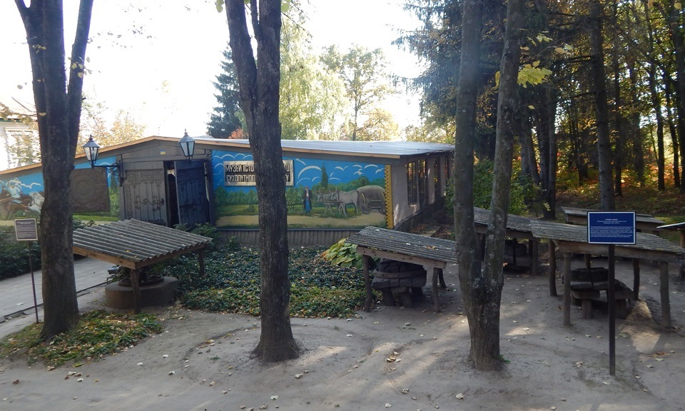 Музей сухопутного транспорту