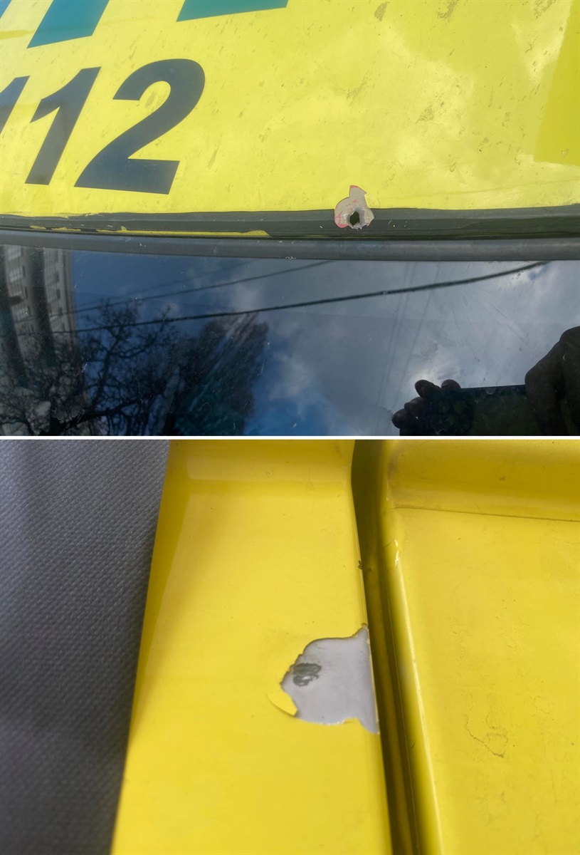 Окупанти обстріляли медичну машину