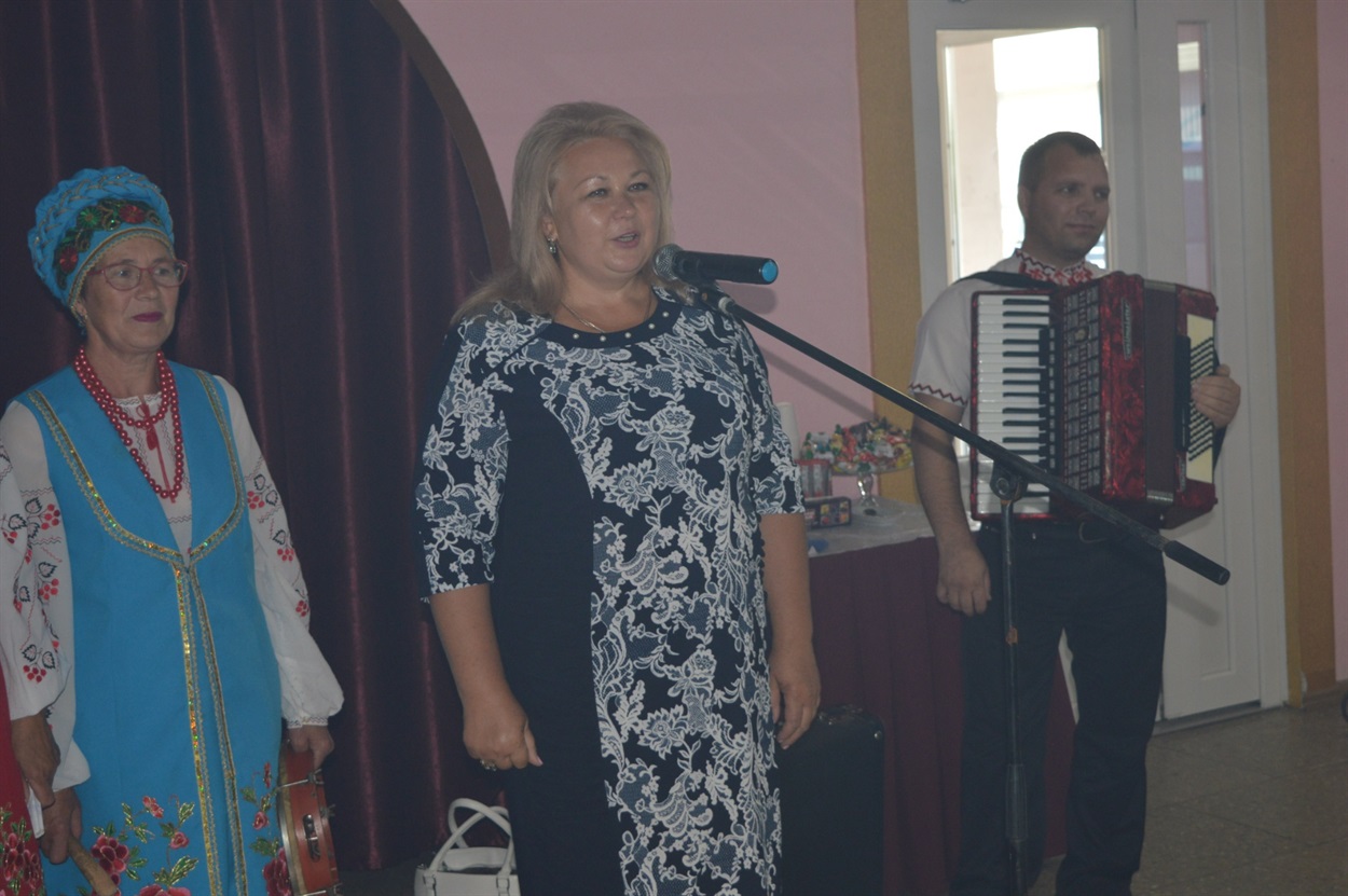 Донька Любові Олександрівни Валентина вітає маму з ювілеєм