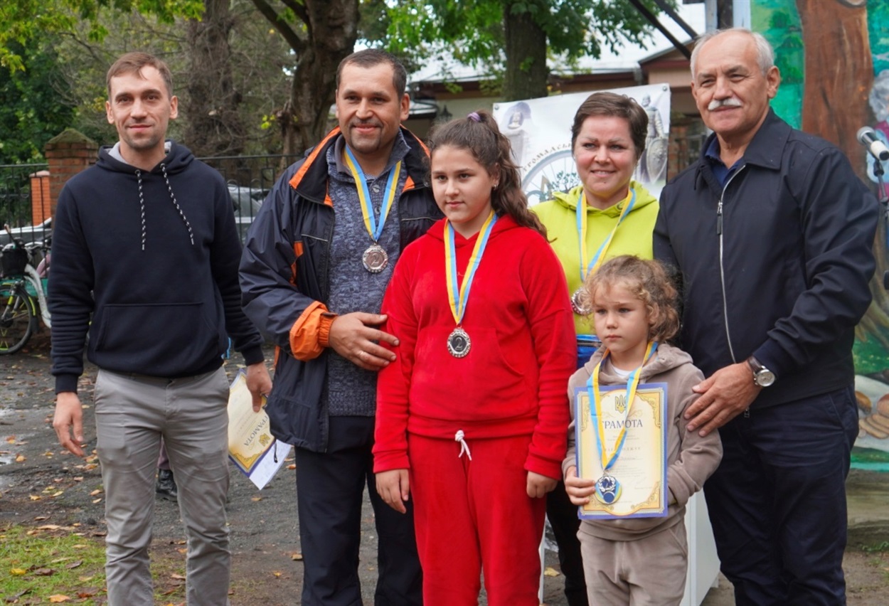 Родина Мостових завжди беруть участь у заходах Просвітницького центру