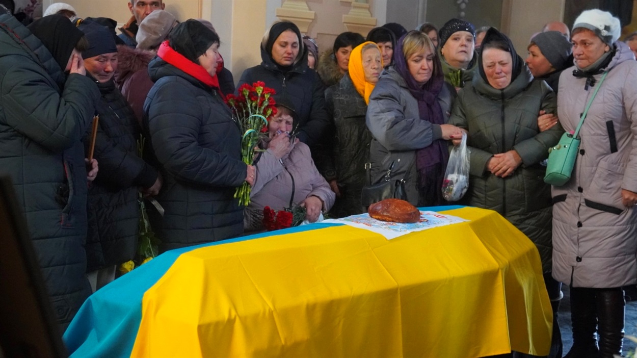 Горе матері та рідних людей неможливо втішити словами
