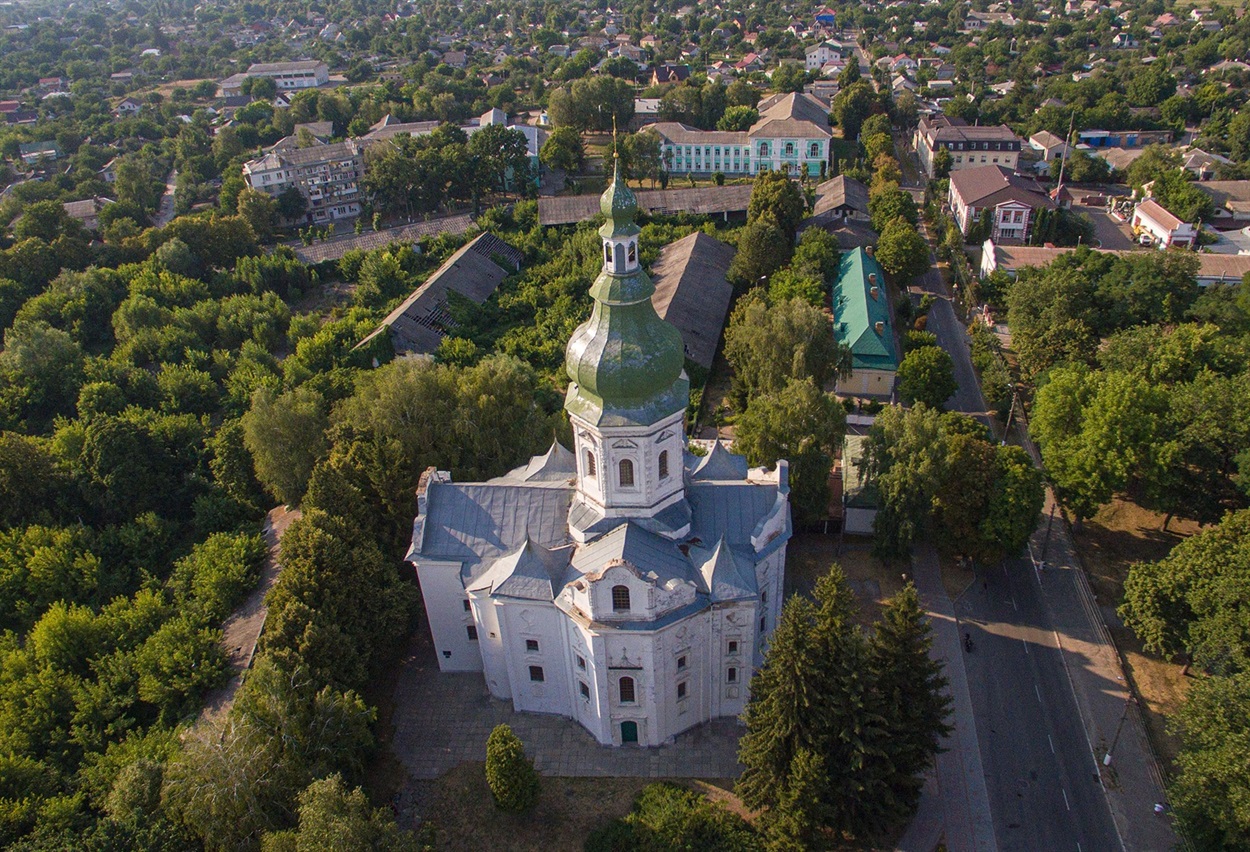 Центральна споруда монастиря Вознесенський собор