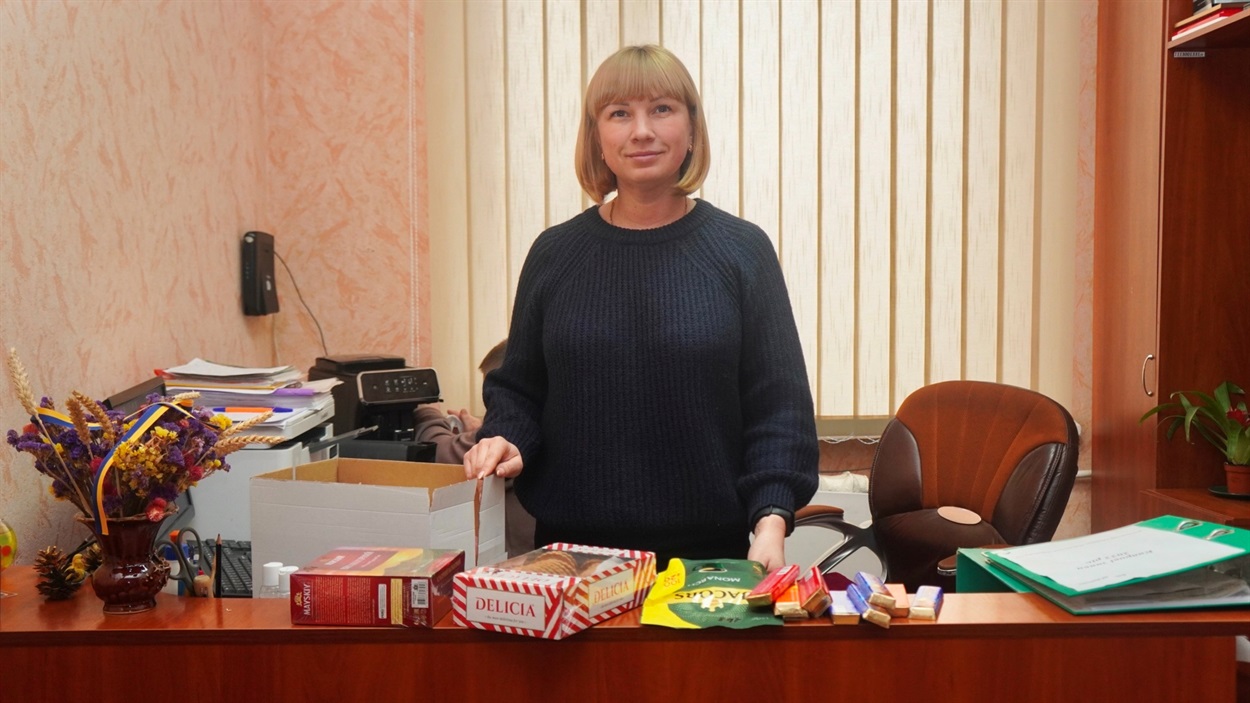 Валентина Назаренко збирає допомогу від місцевих жителів