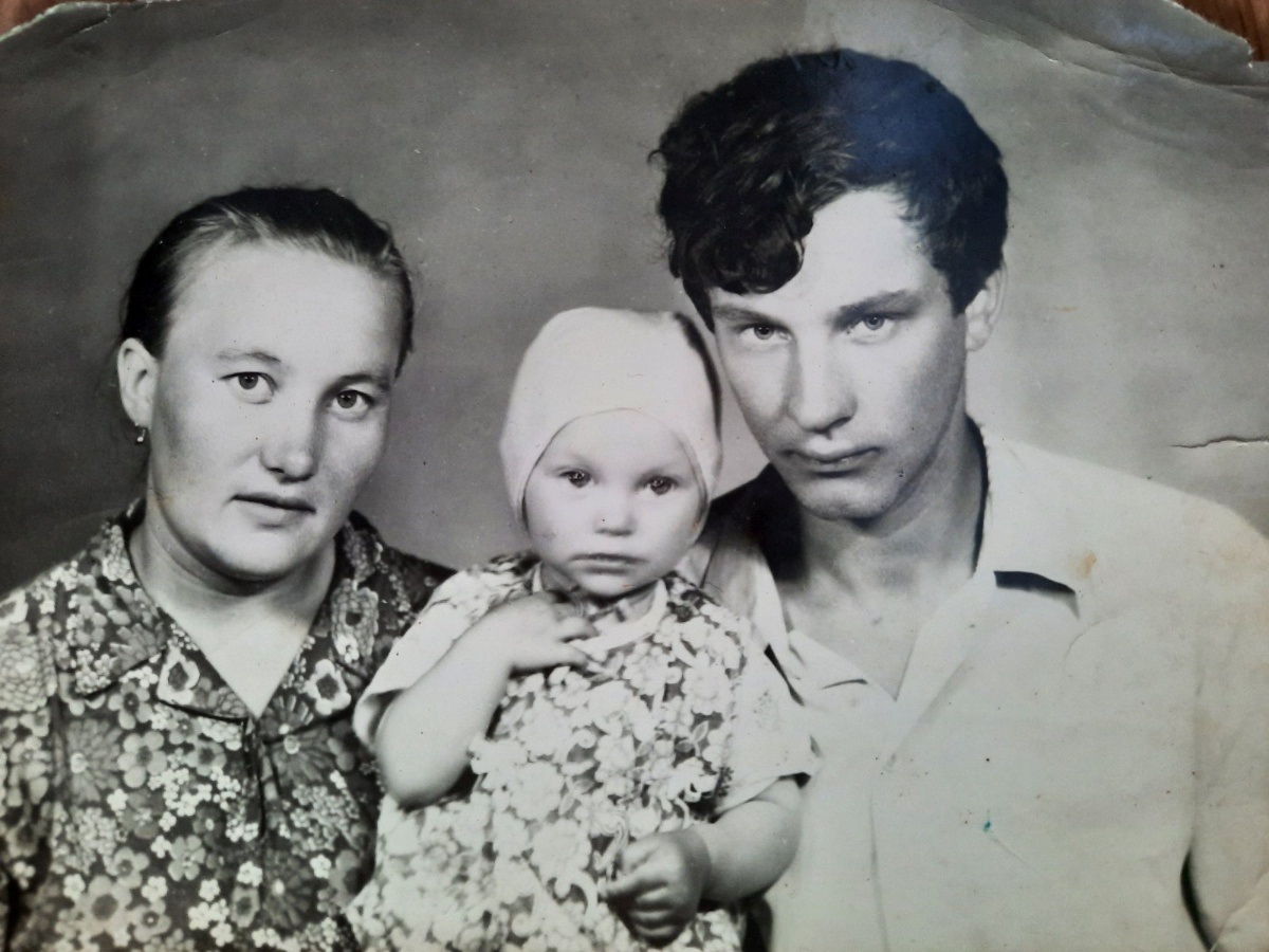 Марія та Дмитро Іщенки познайомилися у 1973 році, за рік у них народилася донька