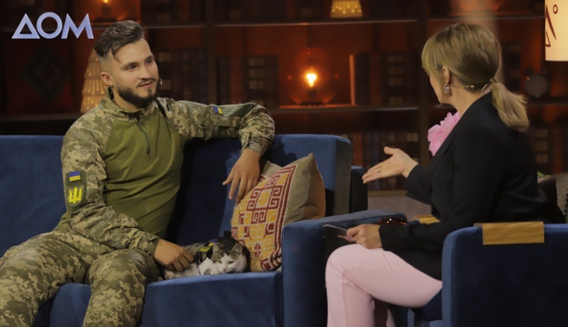 Кіт Шайба з господарем Олександром Ляшуком стали зірками соцмереж