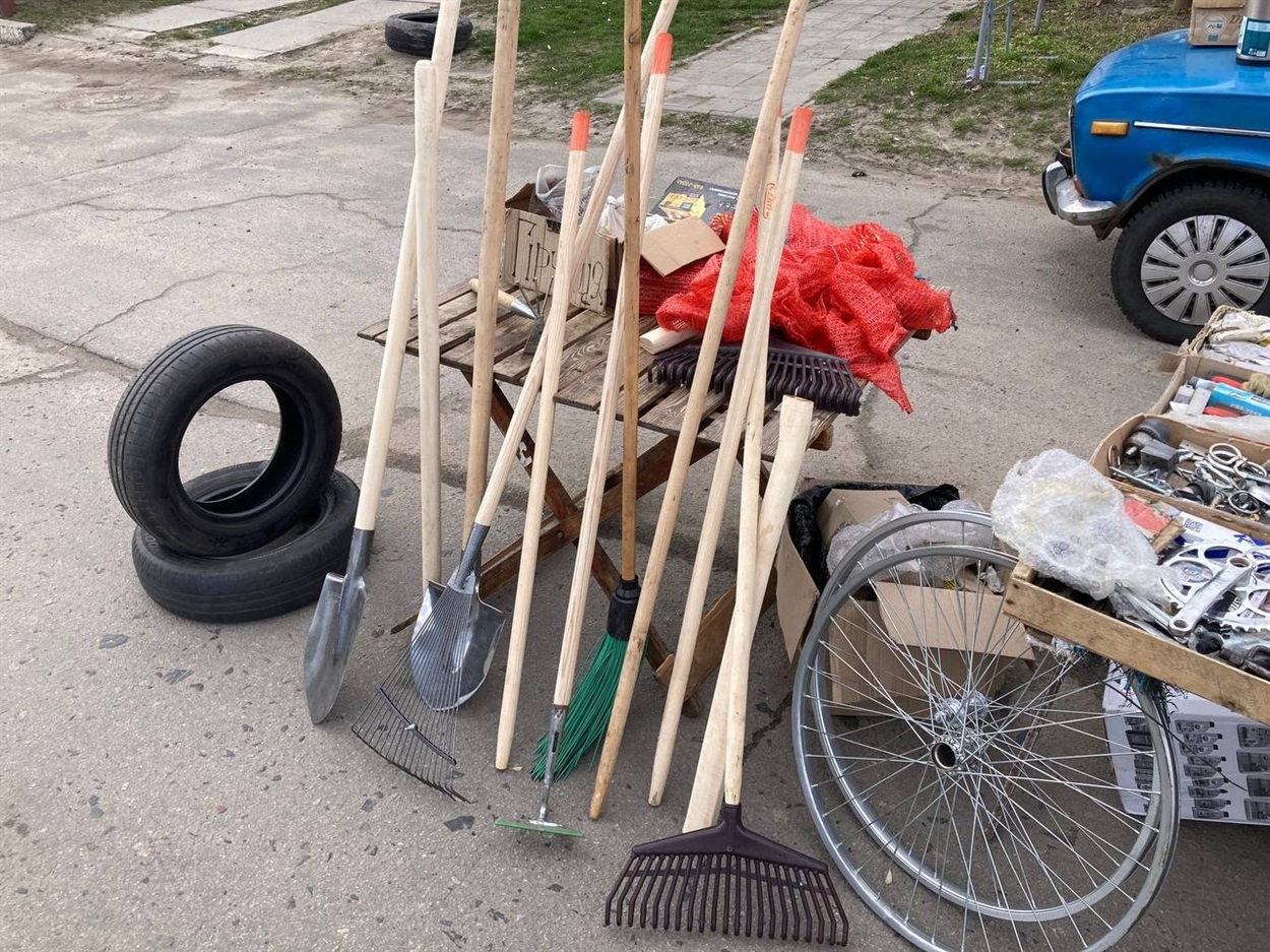 Попит на садовий інвентар зростає навесні