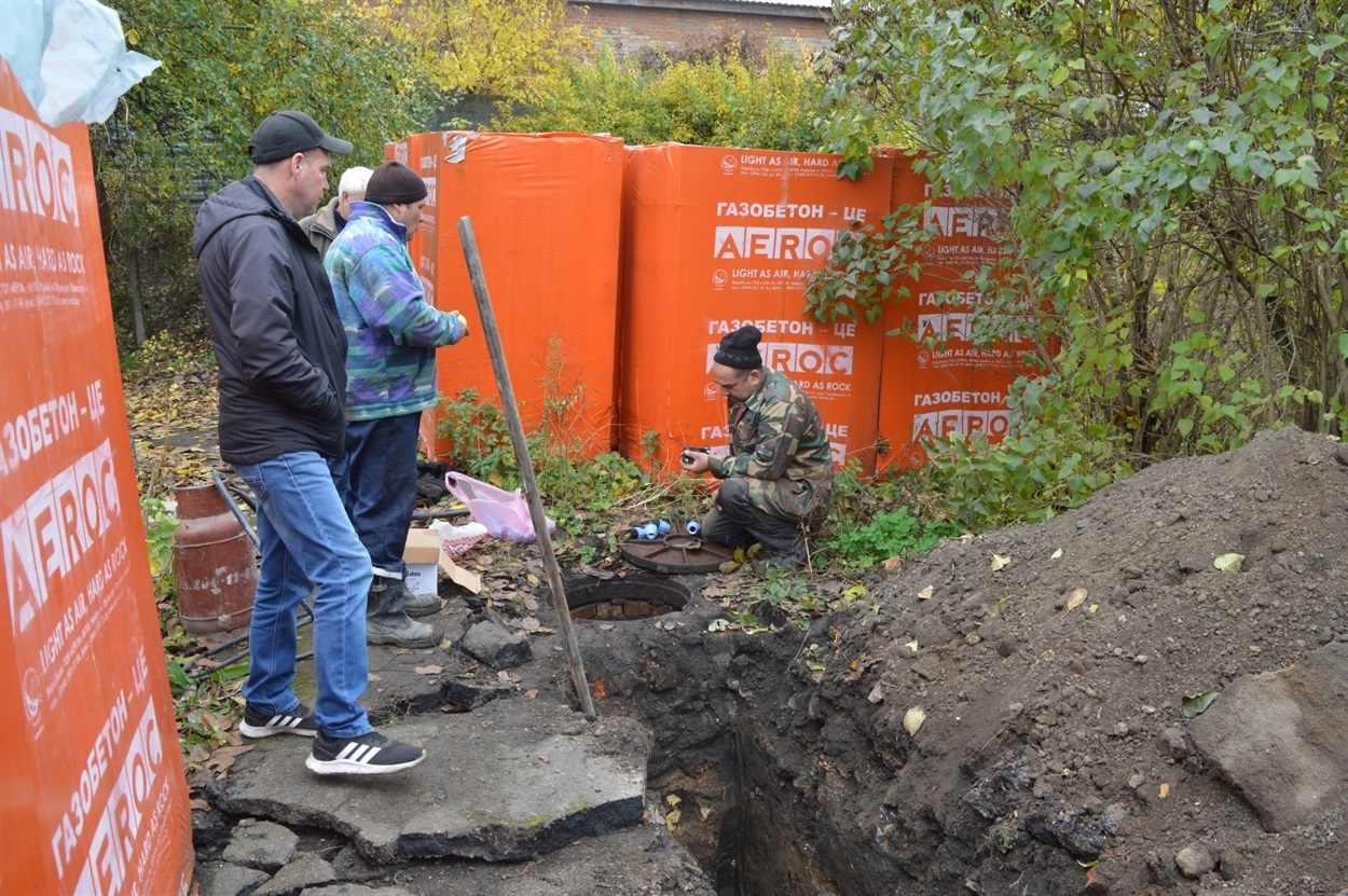 У листопаді минулого року комунальники на Гімназійній оновили водопровід 