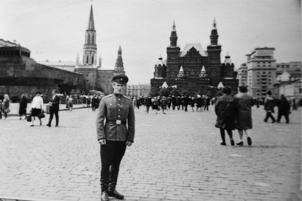Під час служби в Жуковському їздив на екскурсію до Москви